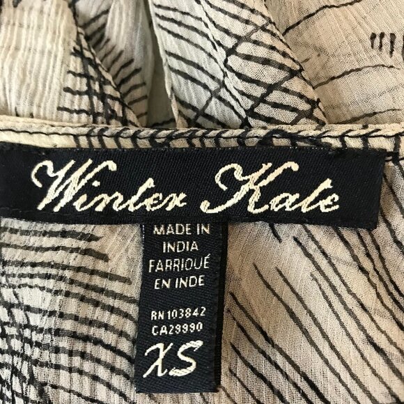 WINTER Kate !00% Vintage Silk Kimono Style Oversized Size XS - Picture 5 of 6